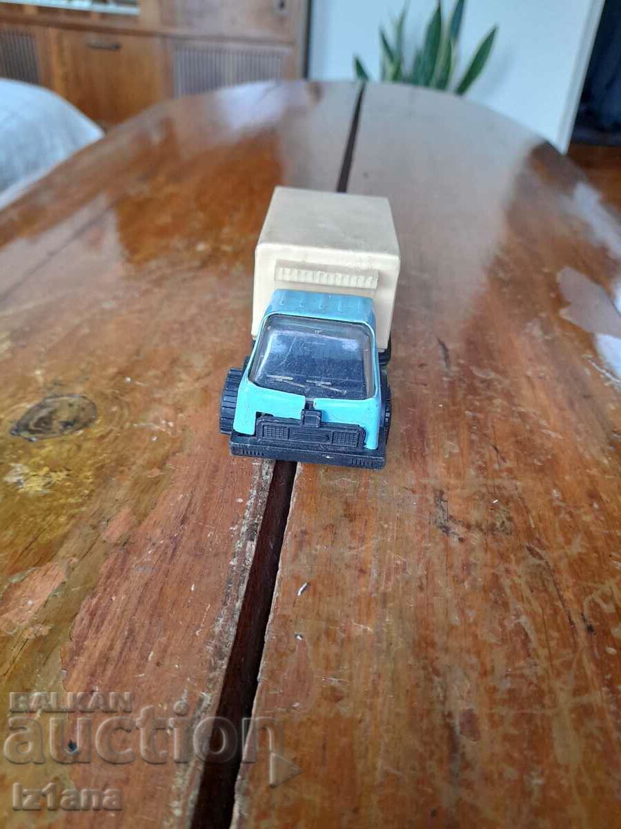 Old Micro truck with price 20.00 BGN | € 10.23