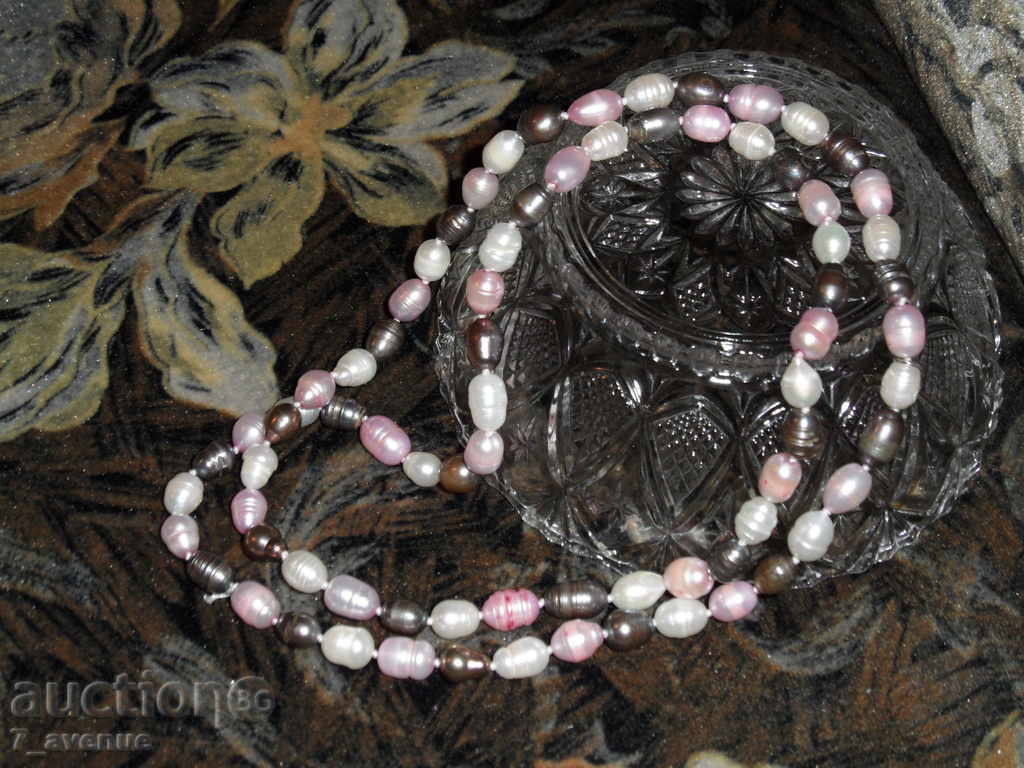 NECKLACE / NECKLACE of natural pearls in 3 colors with price 29.99 BGN | € 15.33