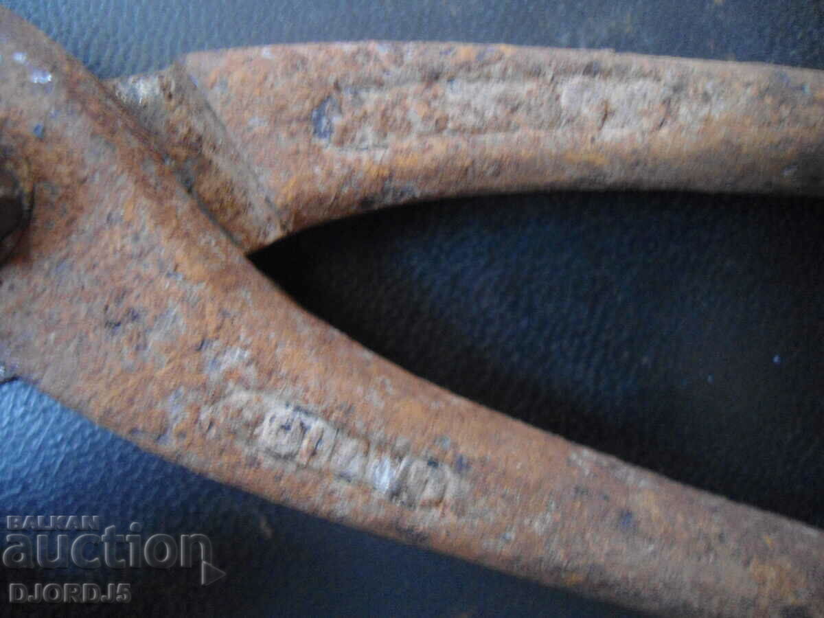 Licitație Foarfece vechi de câmp Licitație Foarfece vechi de câmp