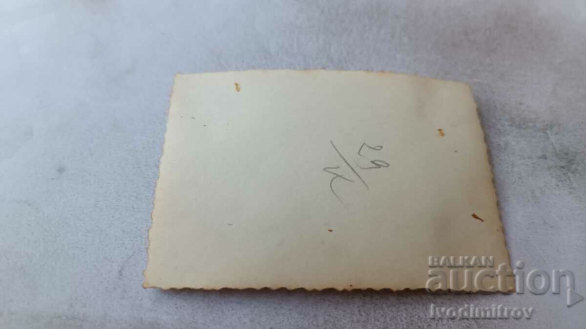 Photo Sofia Young men and young women on the street with price 2.35 BGN | € 1.20 Photo Sofia Young men and young women on the street with price 2.35 BGN | € 1.20