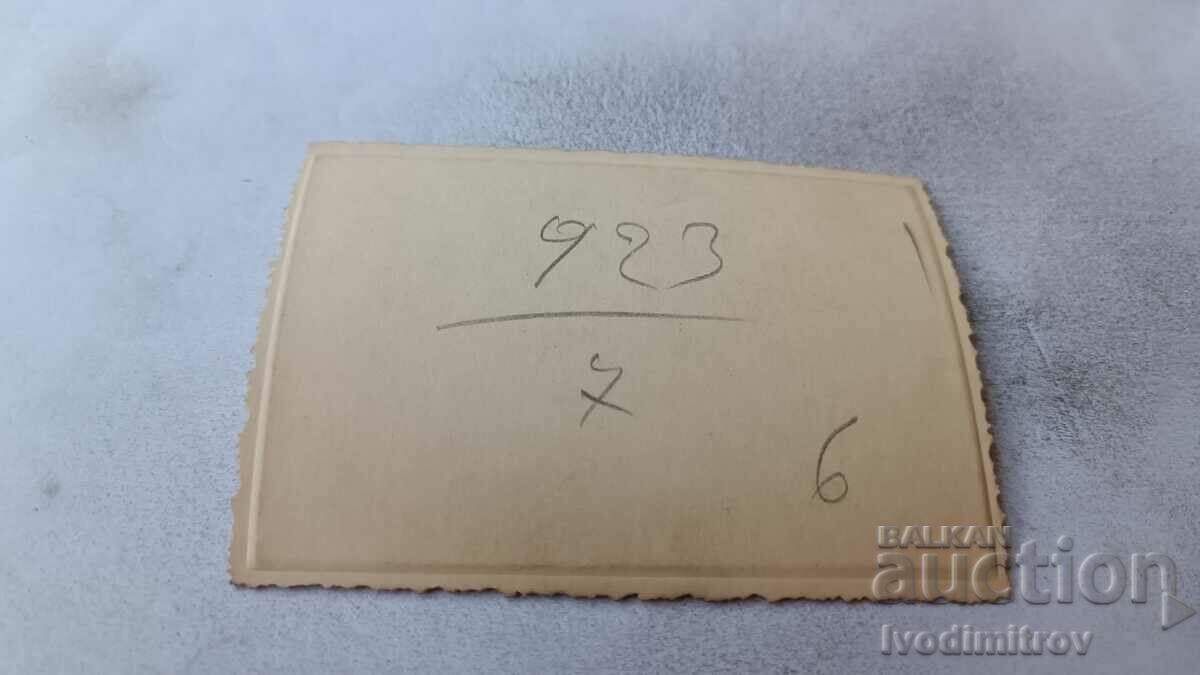 Photo Sofia A young man and a young woman on the street with price 2.45 BGN | € 1.25 Photo Sofia A young man and a young woman on the street with price 2.45 BGN | € 1.25