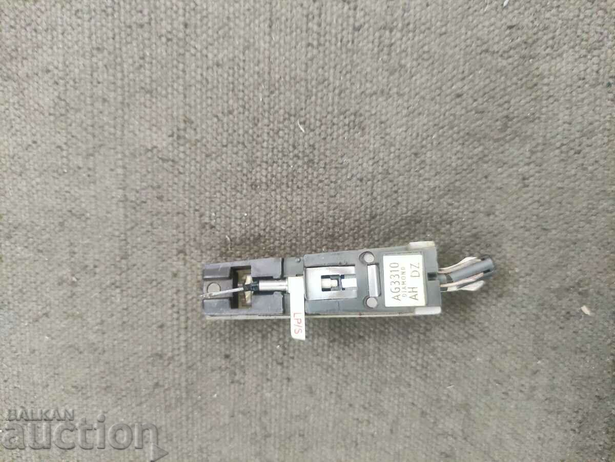 Turntable box AG3310 Diamond Philips with price 50.00 BGN | € 25.56 Turntable box AG3310 Diamond Philips with price 50.00 BGN | € 25.56