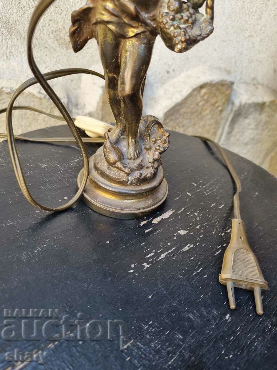 Delivery of An old lamp Delivery of An old lamp