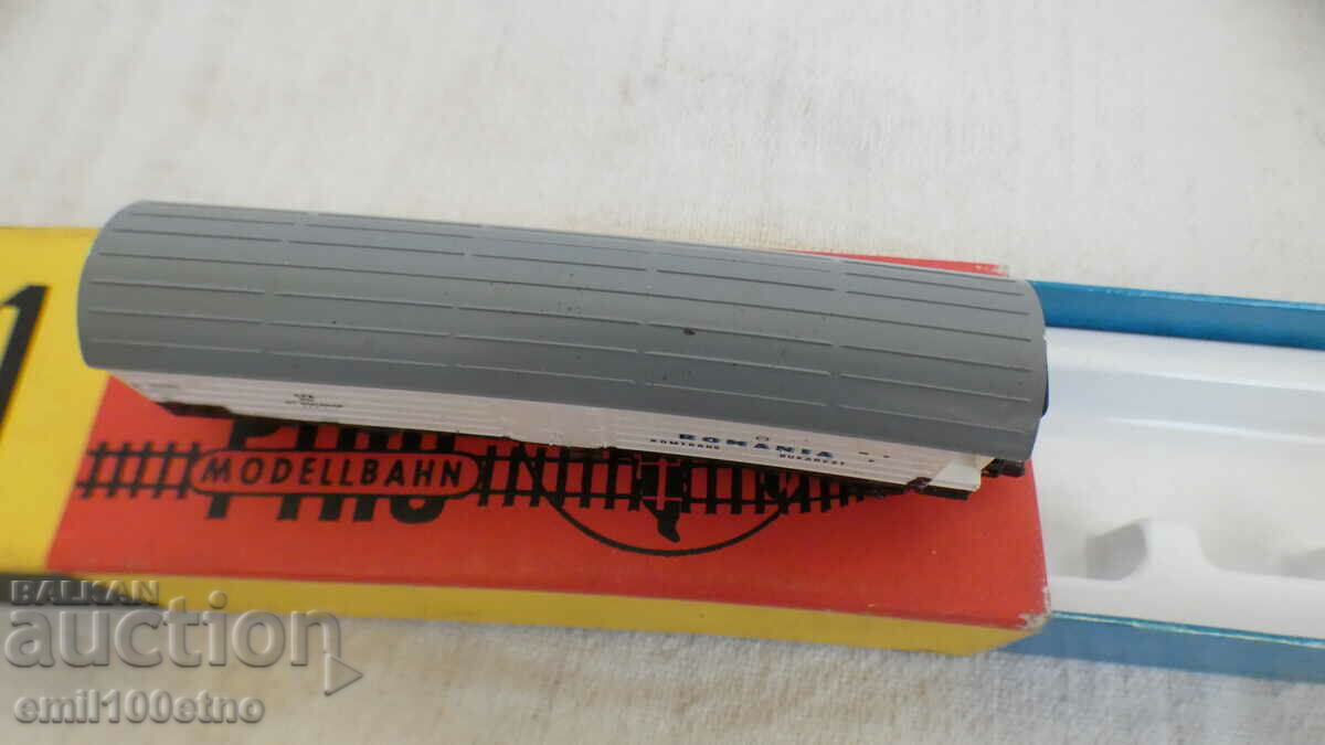 Delivery of PIKO N train car Delivery of PIKO N train car