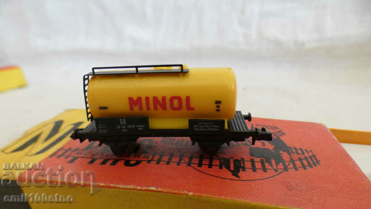 Delivery of PIKO N train tank wagon Delivery of PIKO N train tank wagon