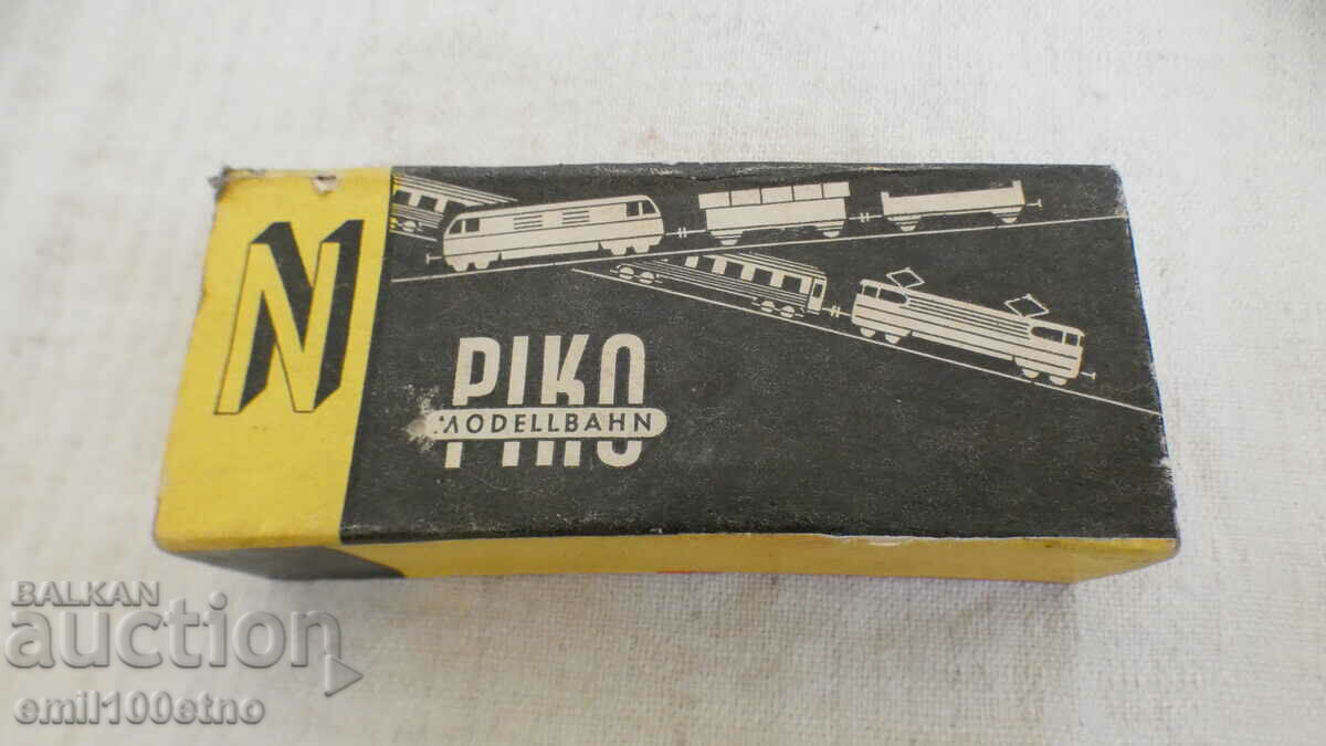 PIKO N train tank wagon - 6 PIKO N train tank wagon - 6