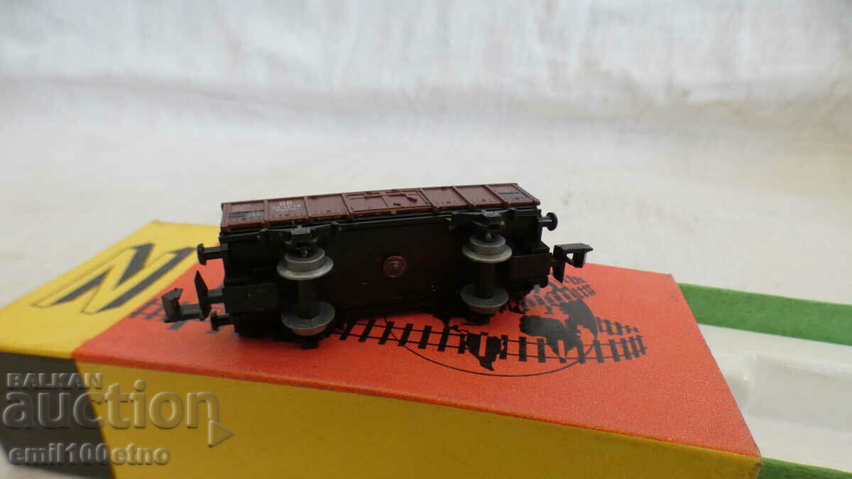 Delivery of PIKO N train car Delivery of PIKO N train car