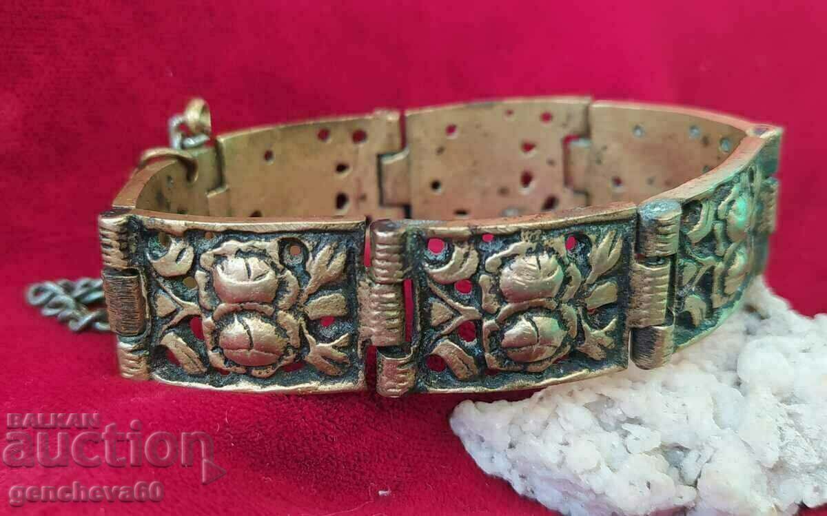 A beautiful revival bracelet