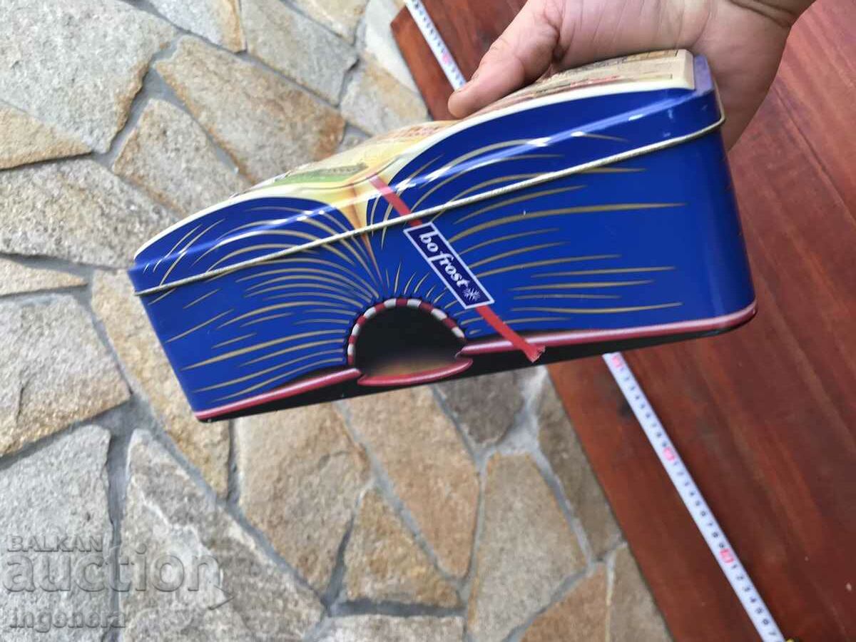 BOX BOX METAL PAINTED - 7 BOX BOX METAL PAINTED - 7