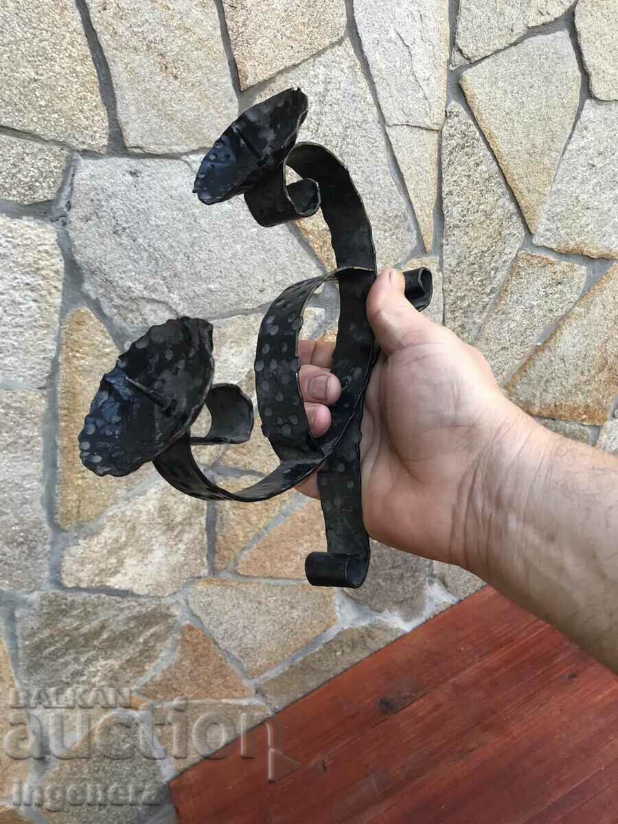 CANDLESTICK WROUGHT IRON METAL OLD - 5 CANDLESTICK WROUGHT IRON METAL OLD - 5