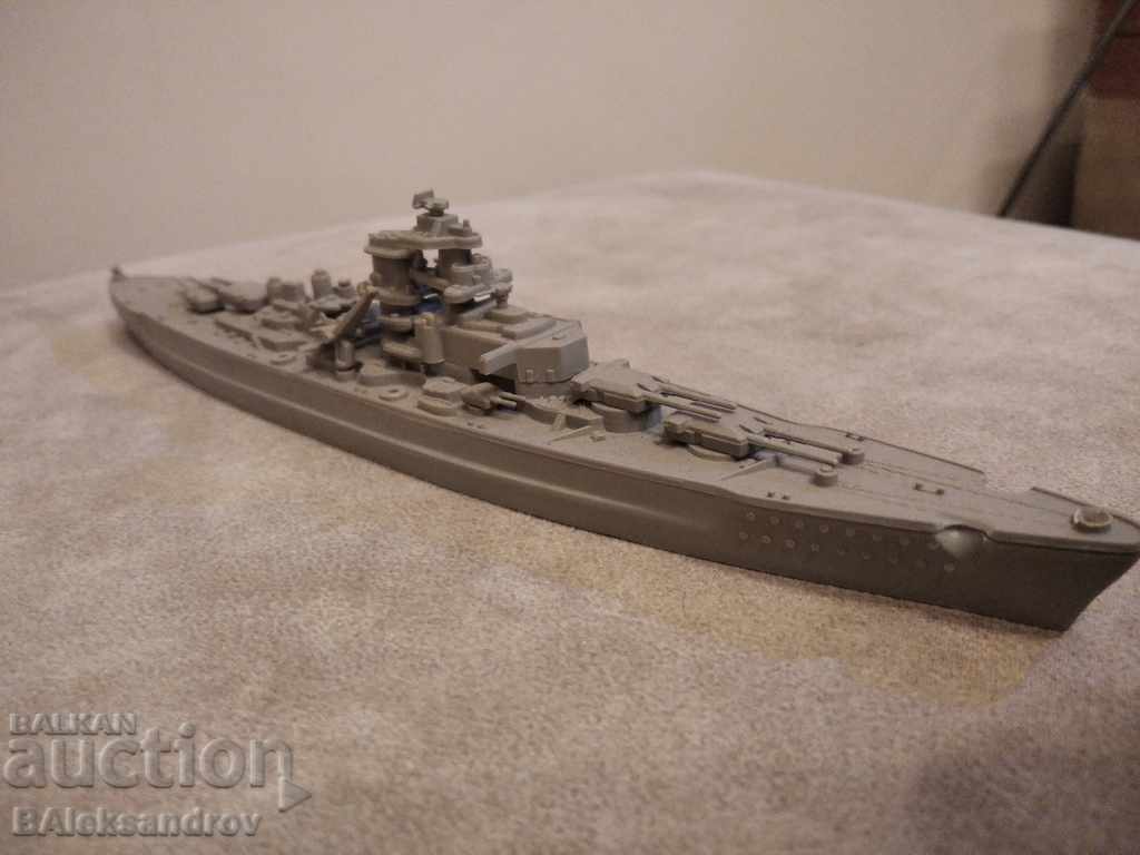 Model of a warship with price 8.00 BGN | € 4.09 Model of a warship with price 8.00 BGN | € 4.09