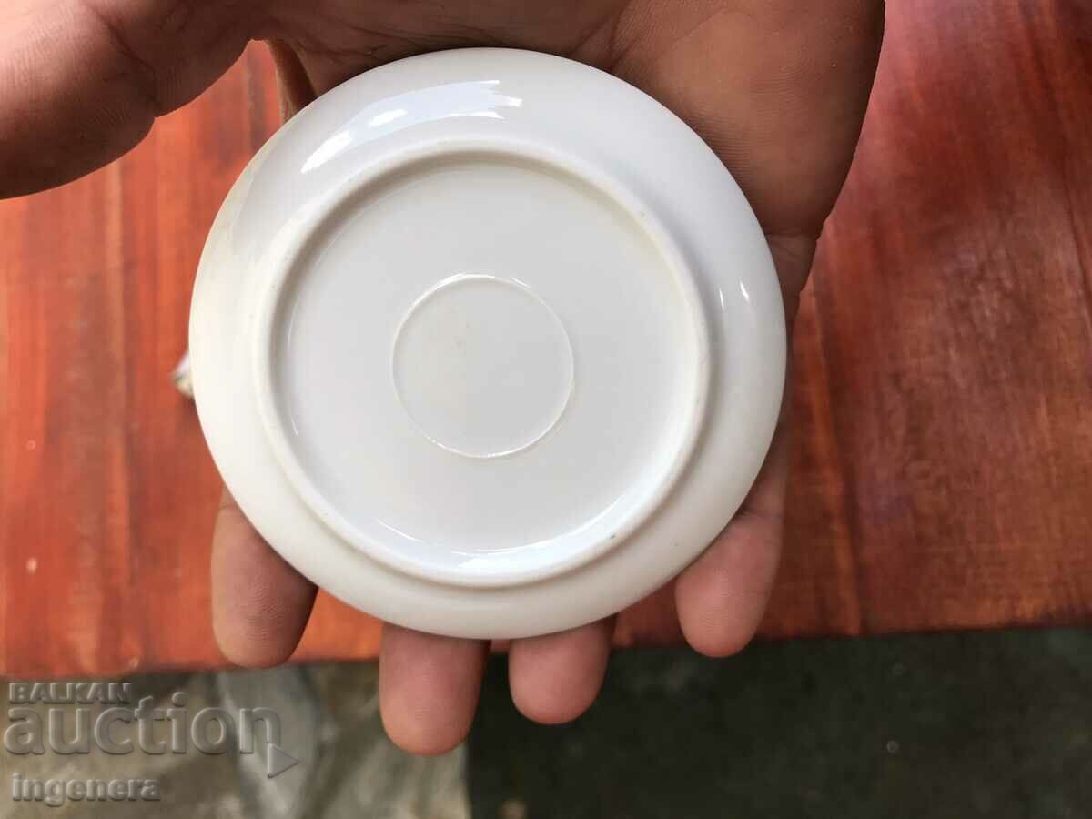 Auction PORCELAIN PLATE PLATE SOUVENIR PICTURE Auction PORCELAIN PLATE PLATE SOUVENIR PICTURE