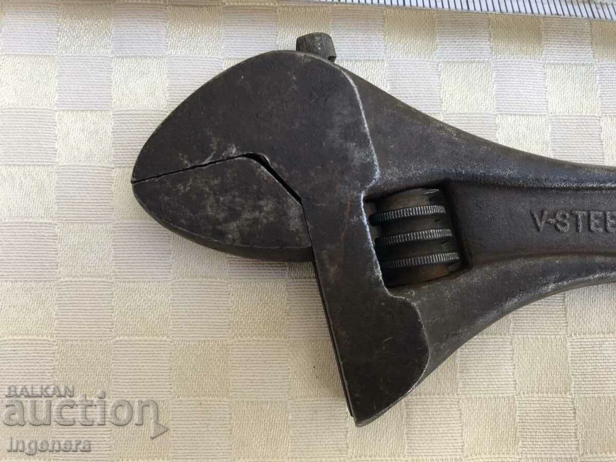 Auction FRENCH WRENCH - OLD SWEDEN Auction FRENCH WRENCH - OLD SWEDEN