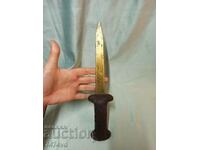 CUIT VECHI, PUMNAL, BRONZ, PIELE