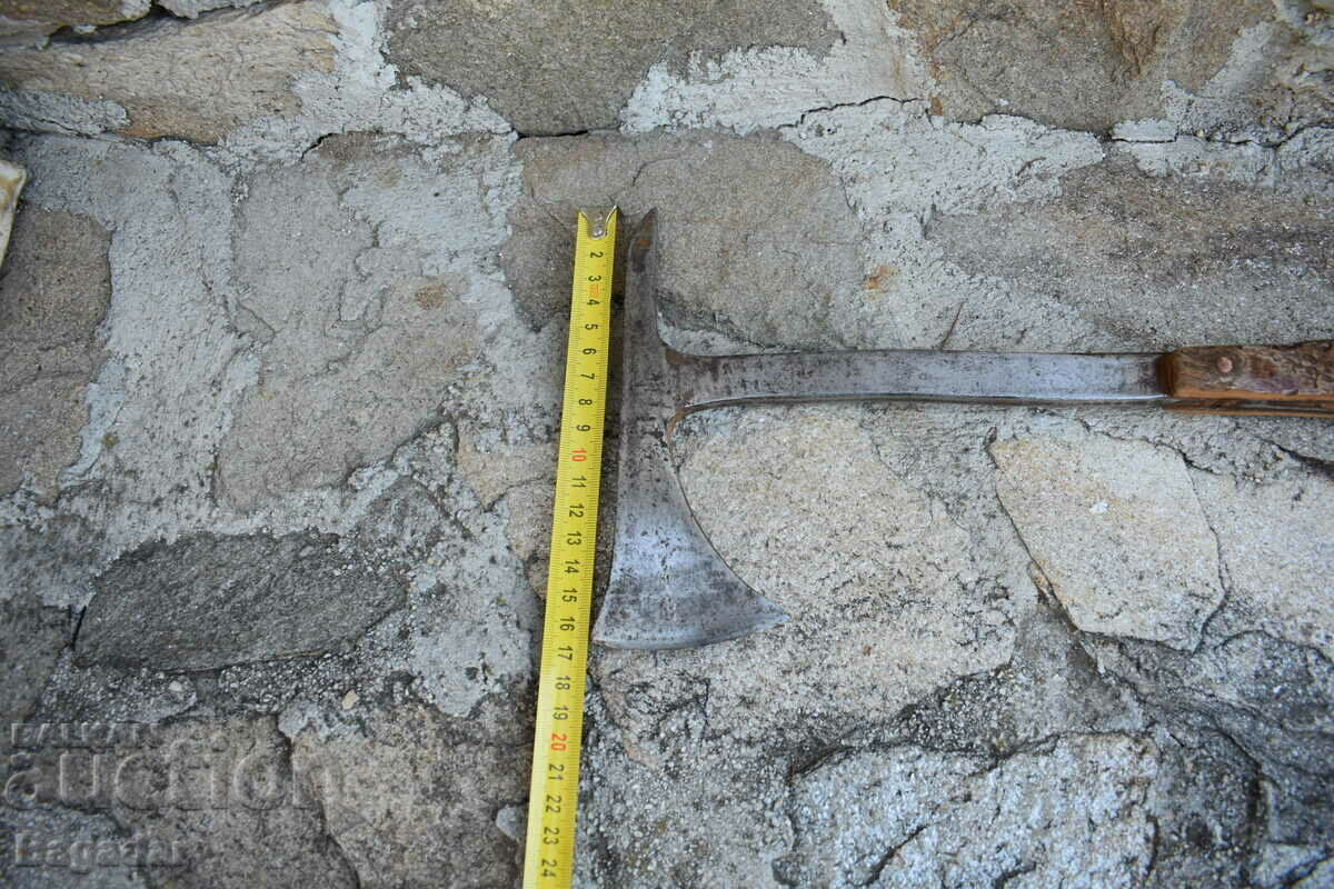 Auction Ax digger Auction Ax digger