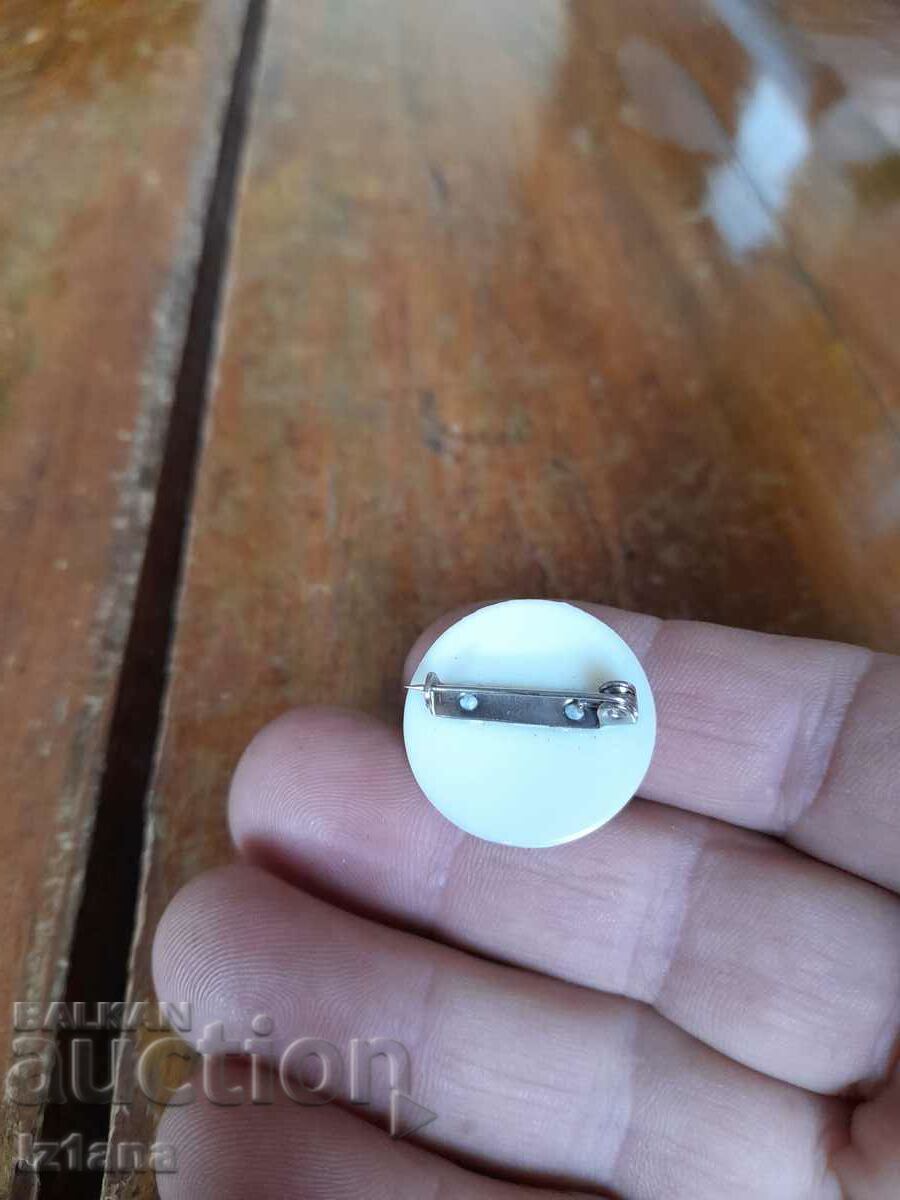 Old Samantha Fox badge with price 10.00 BGN | € 5.11 Old Samantha Fox badge with price 10.00 BGN | € 5.11