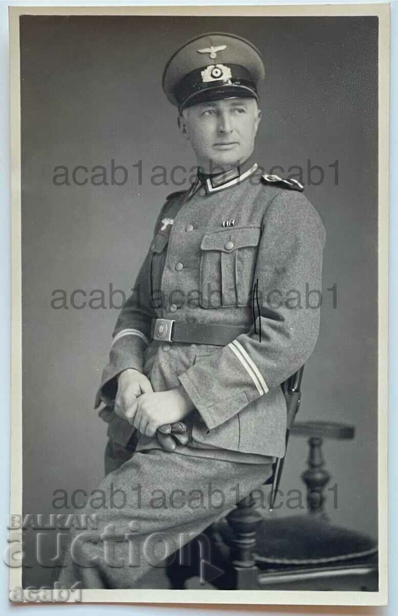 Немски офицер ВСВ