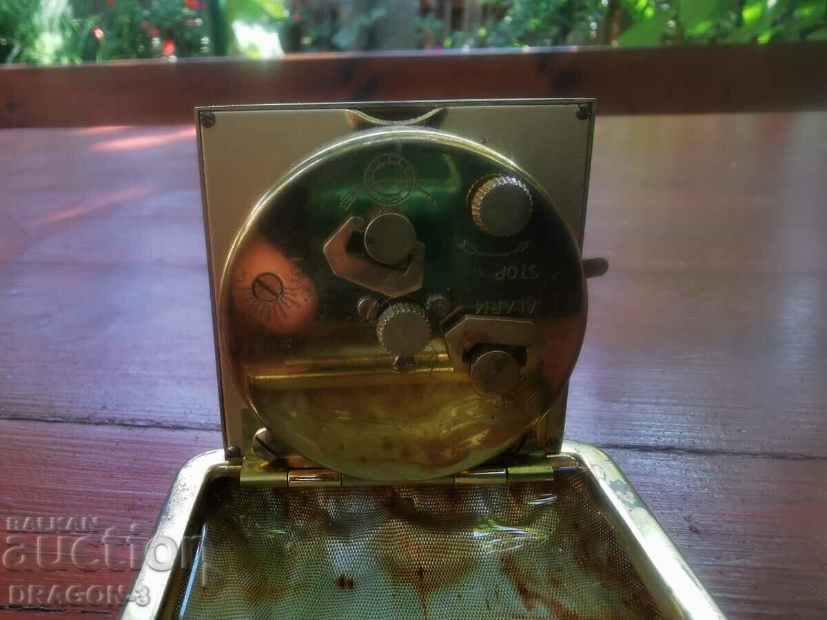 Delivery of TOURIST ALARM CLOCK Delivery of TOURIST ALARM CLOCK