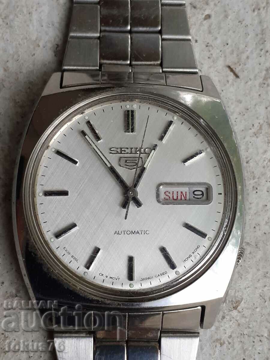 Seiko 5 automatic rare collector's watch
