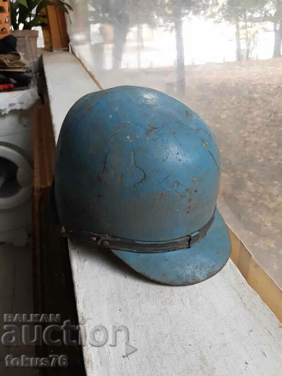 Casca de motocicleta veche foarte rara cu preț 79.00 BGN | € 40.39