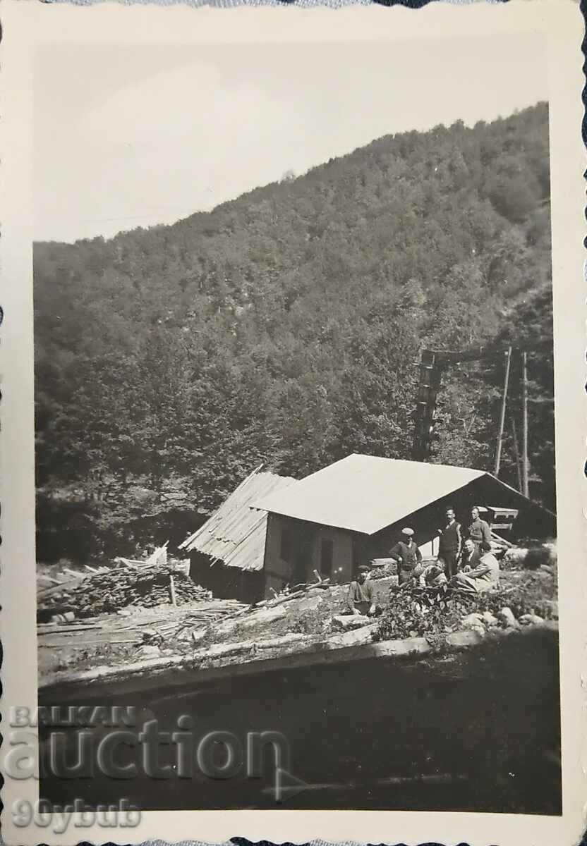 Old photo mountain sawmill 1930s