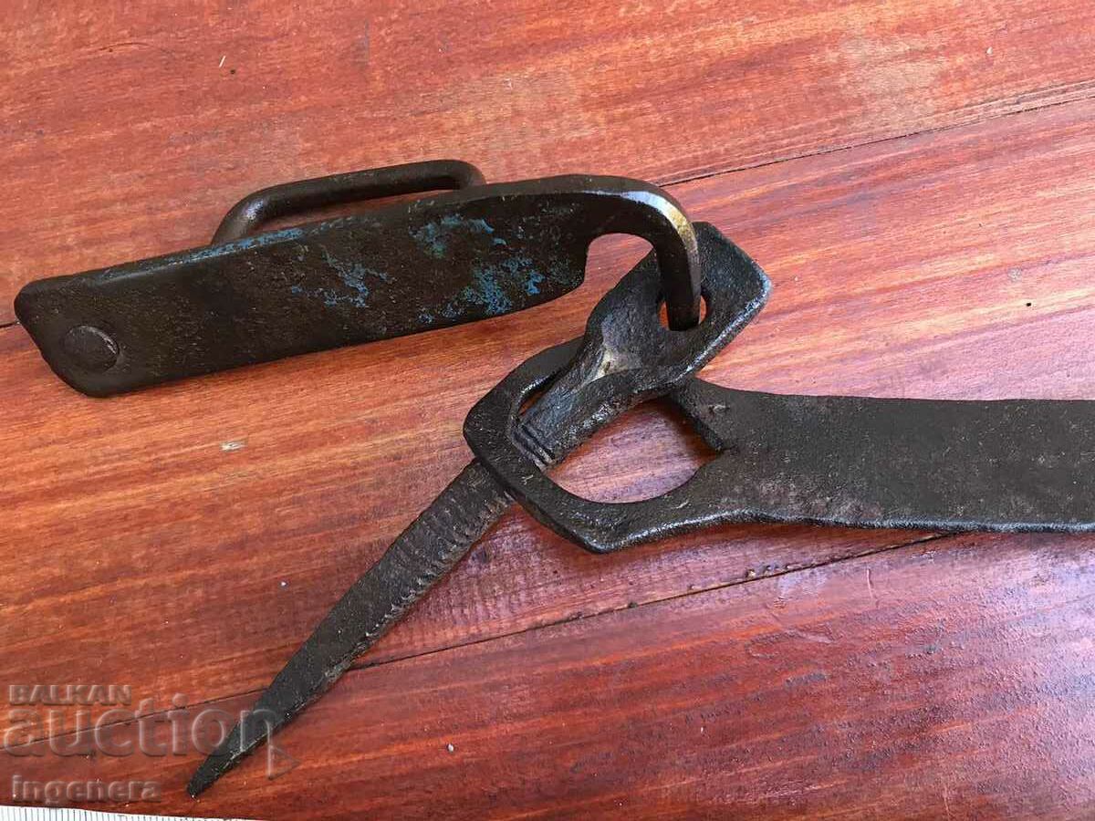 Auction OLD WROUGHT IRON DOOR LATCH SET-3 PIECES Auction OLD WROUGHT IRON DOOR LATCH SET-3 PIECES