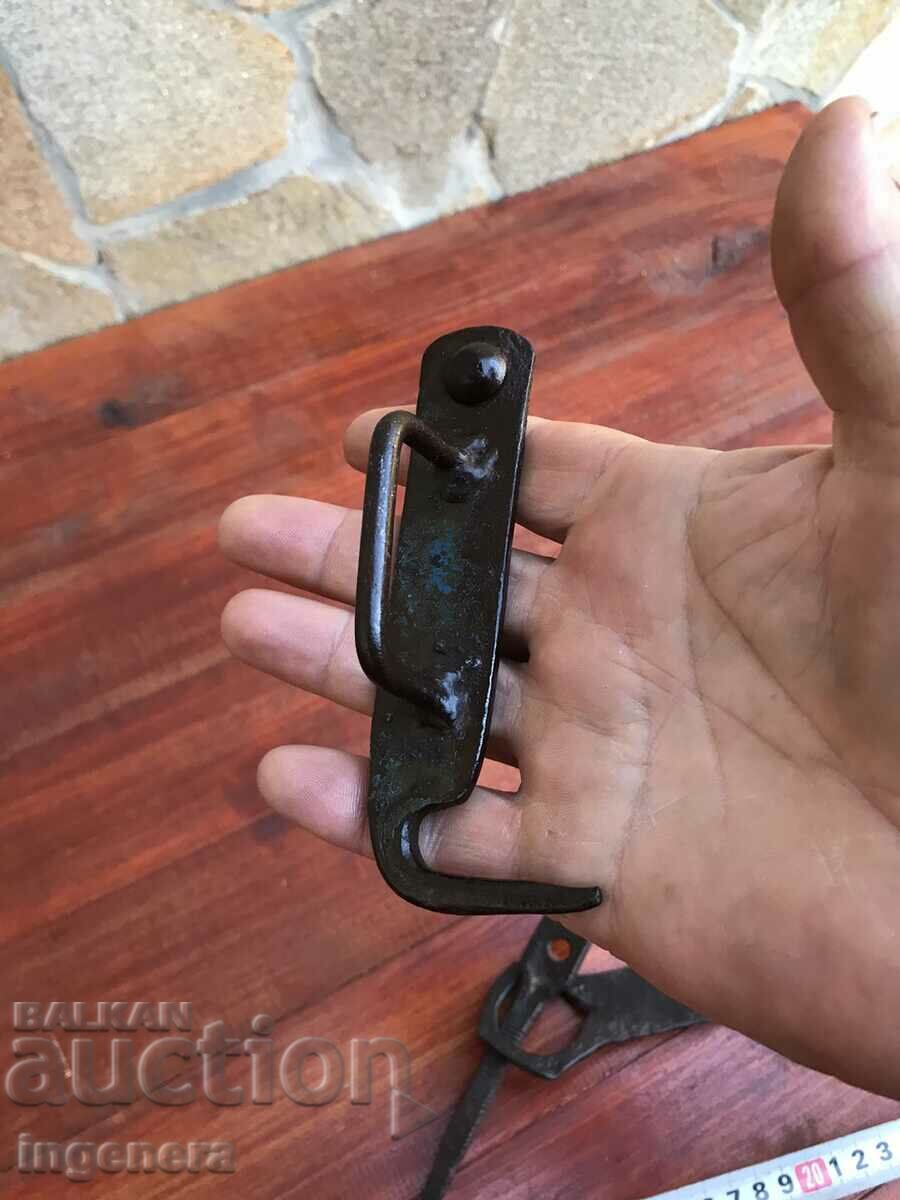 Delivery of OLD WROUGHT IRON DOOR LATCH SET-3 PIECES Delivery of OLD WROUGHT IRON DOOR LATCH SET-3 PIECES