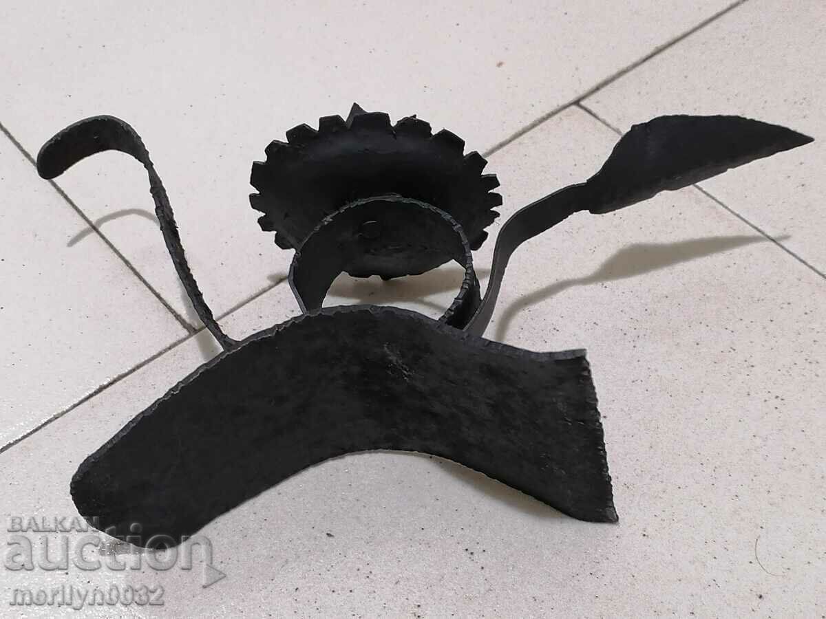 Δημοπρασία Παλιό λαμπτήρα κηροπήγιο από σφυρήλατο σίδερο