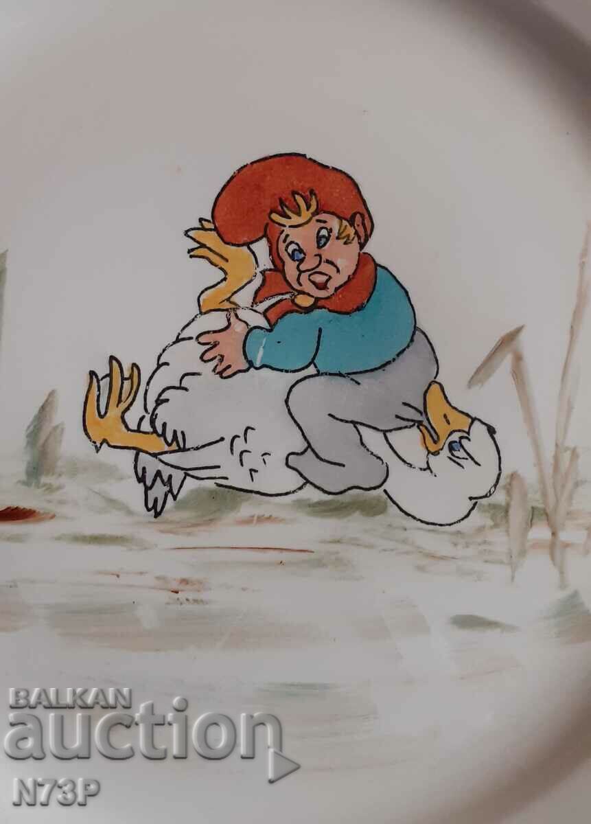 PLATĂ VECHE DE PORȚELAN. COLECTIE. PICTAT MANUAL. cu preț 17.00 BGN | € 8.69 PLATĂ VECHE DE PORȚELAN. COLECTIE. PICTAT MANUAL. cu preț 17.00 BGN | € 8.69