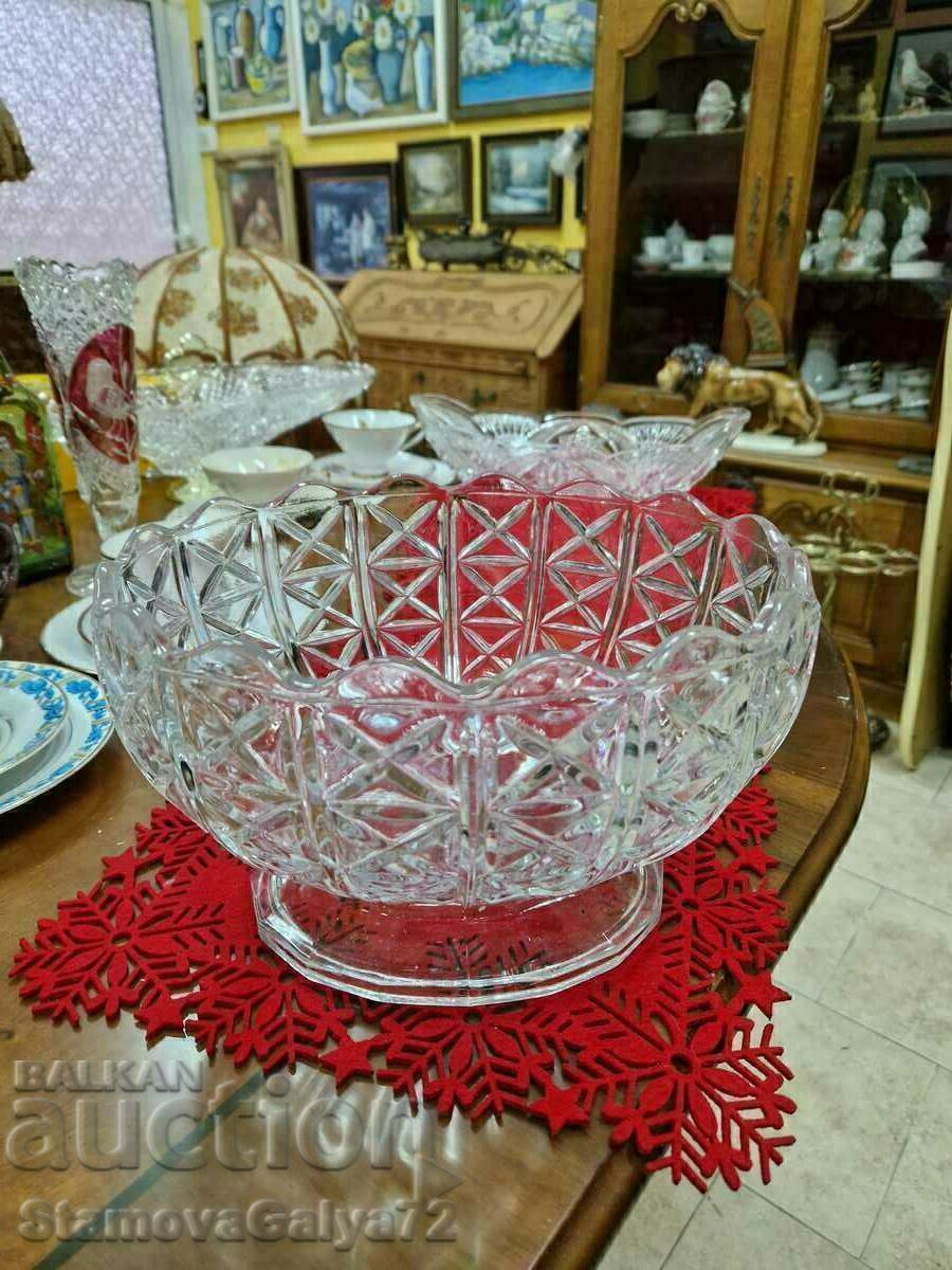 Чудесна антикварна френска кристална купа бомбониера фруктие с цена € 39.37 | 77.00 лв. Чудесна антикварна френска кристална купа бомбониера фруктие с цена € 39.37 | 77.00 лв.