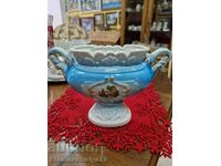 A very beautiful antique Italian porcelain amphora bowl