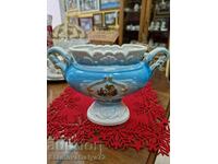 A very beautiful antique Italian porcelain amphora bowl