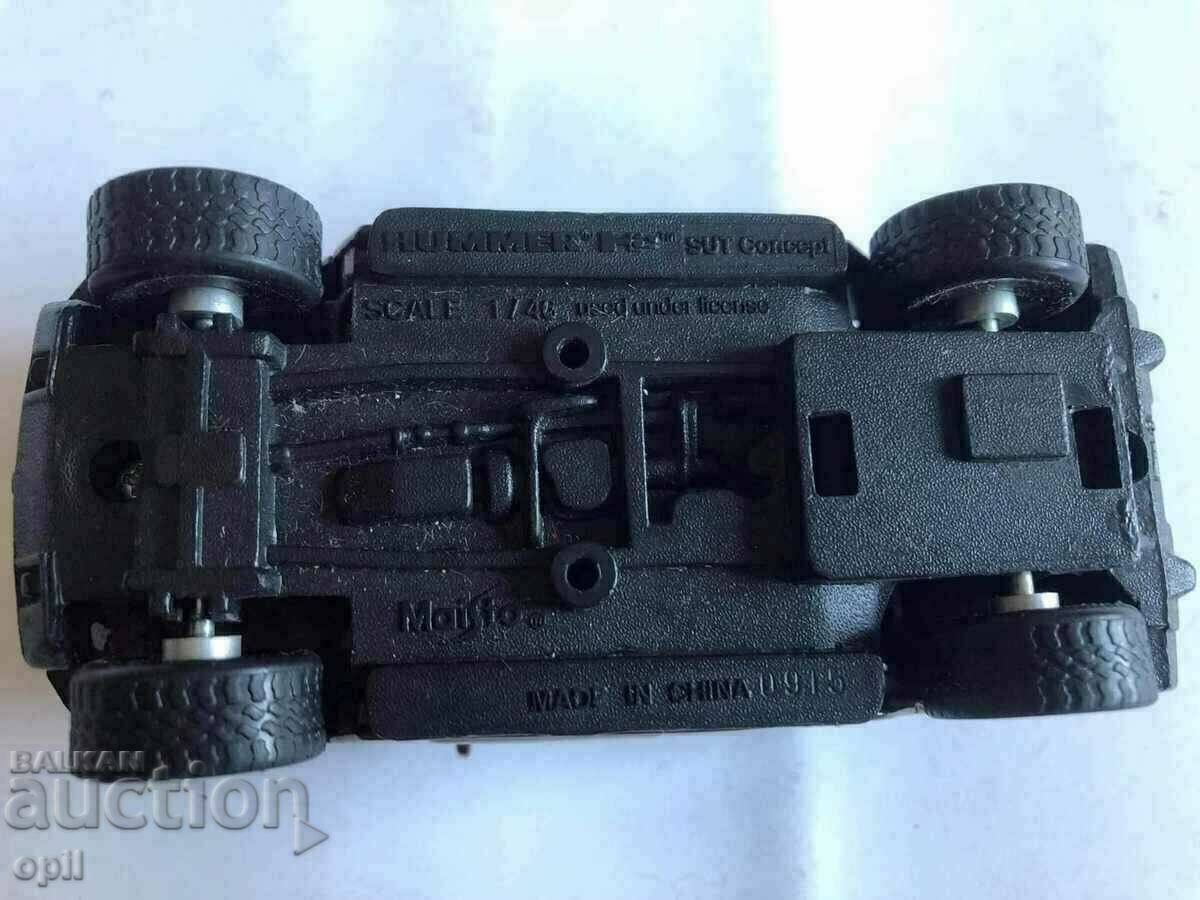 Auction  Maisto Hammer H-2 SUT Concept