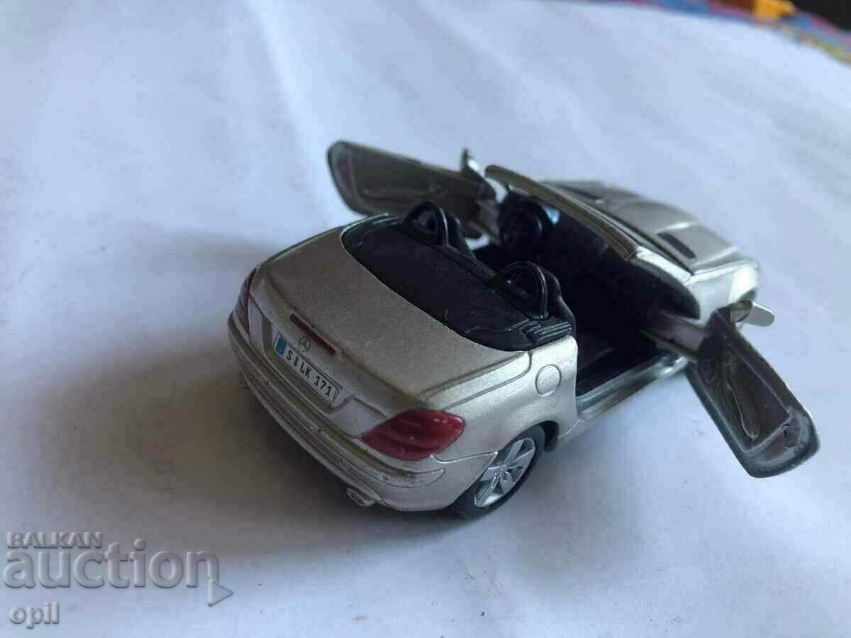 Maisto Mercedes-Benz SLK with price 6.50 BGN | € 3.32