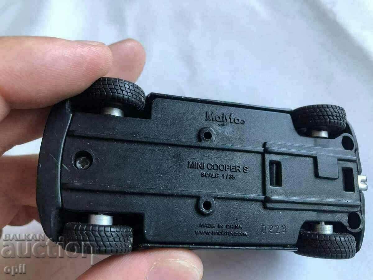 Auction Maisto Mini Cooper S Auction Maisto Mini Cooper S