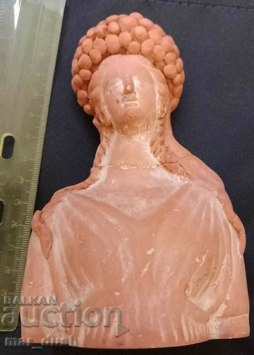 Statuette of an ancient Greek goddess