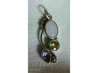 Silver locket with white jade, chrysolite and amethyst