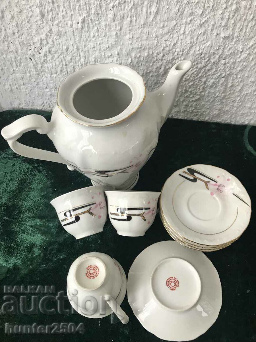 Auction Part of a coffee service - Isis, Bg Auction Part of a coffee service - Isis, Bg