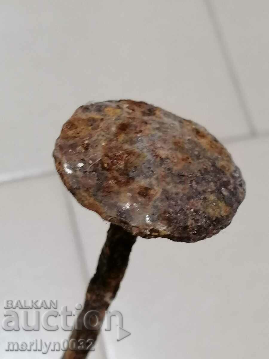 Delivery of Old huge nail, wrought iron Delivery of Old huge nail, wrought iron