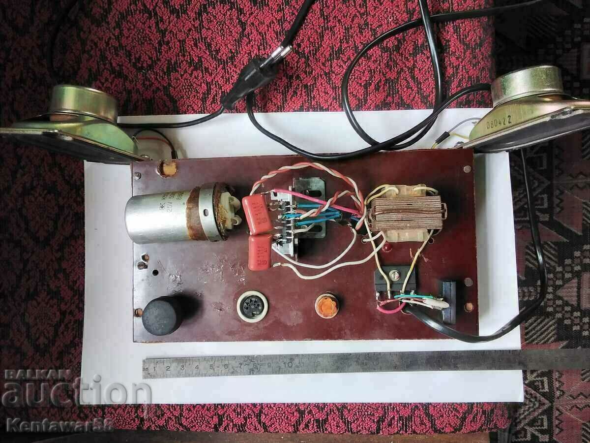 Stereo amplifier 2x5W - old amateur build with price 7.00 BGN | € 3.58 Stereo amplifier 2x5W - old amateur build with price 7.00 BGN | € 3.58