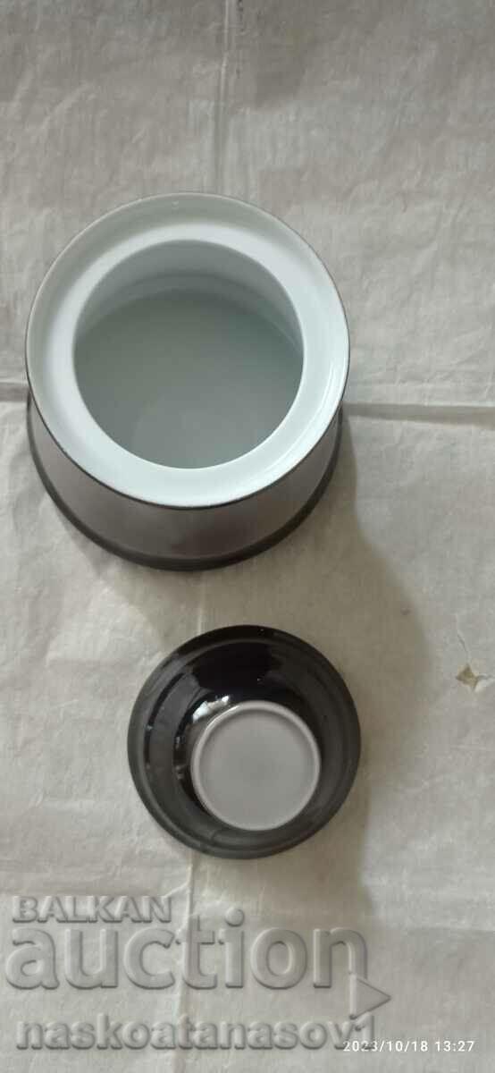 Porcelain sugar bowl with price 15.00 BGN | € 7.67 Porcelain sugar bowl with price 15.00 BGN | € 7.67