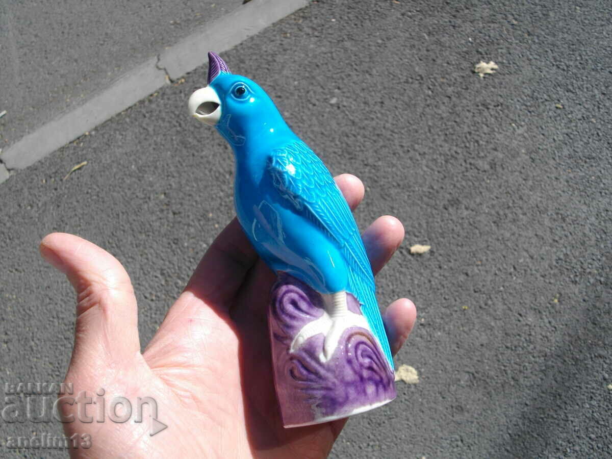 OLD PORCELAIN PARROT with price € 28.00 | 54.76 BGN