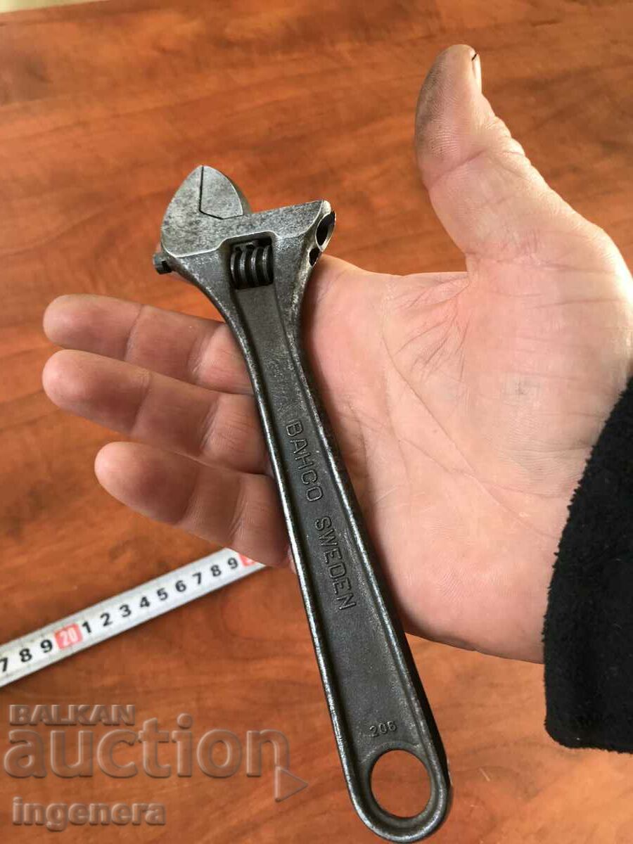 FRENCH WRENCH - OLD SWEDEN - 6 FRENCH WRENCH - OLD SWEDEN - 6