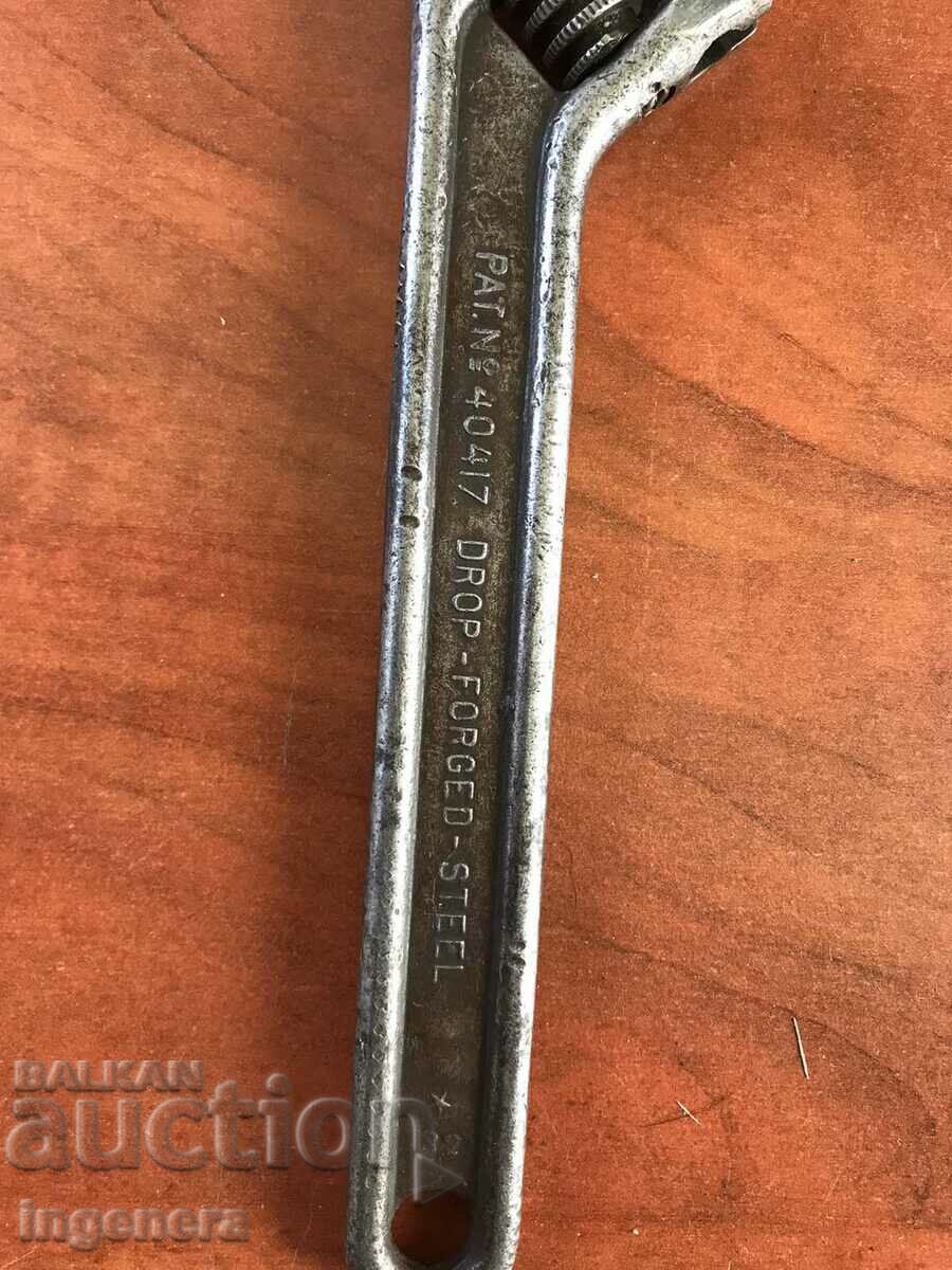 Auction FRENCH WRENCH - OLD SWEDEN Auction FRENCH WRENCH - OLD SWEDEN