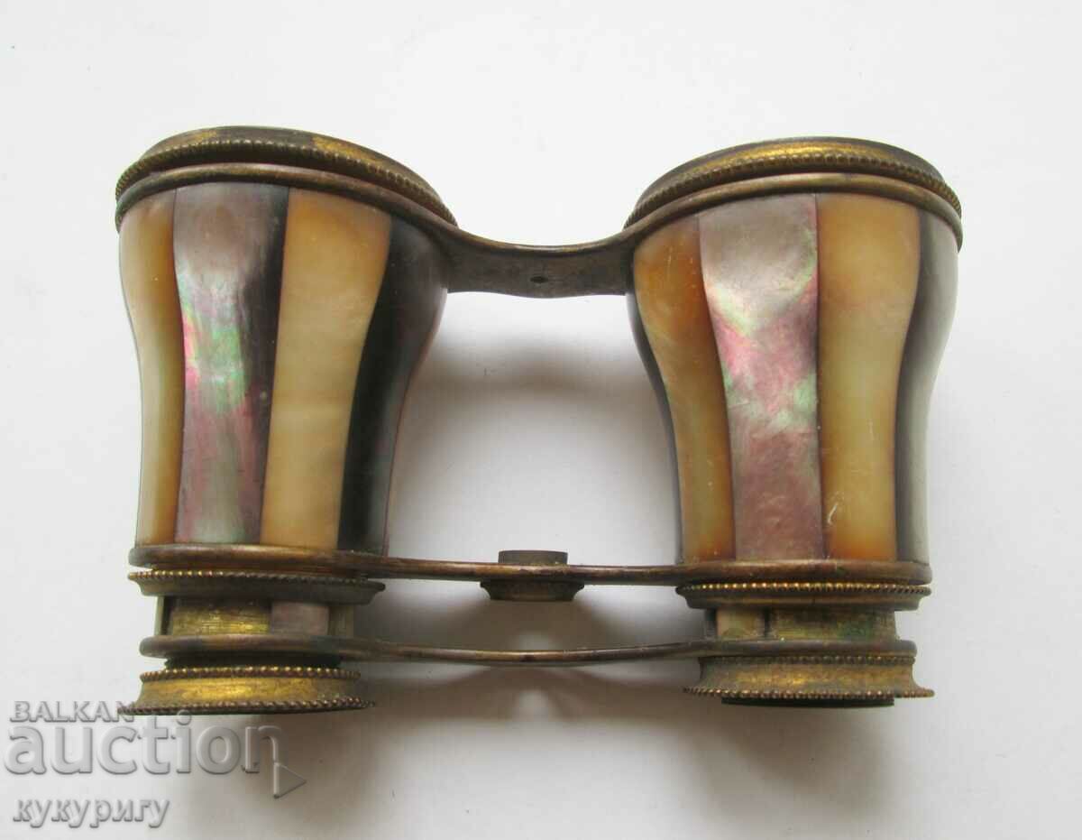 Livrarea Binoclu sidefat de teatru vechi. Binoclu sidefat