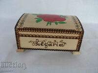 Interesting old wooden jewelry box #1971