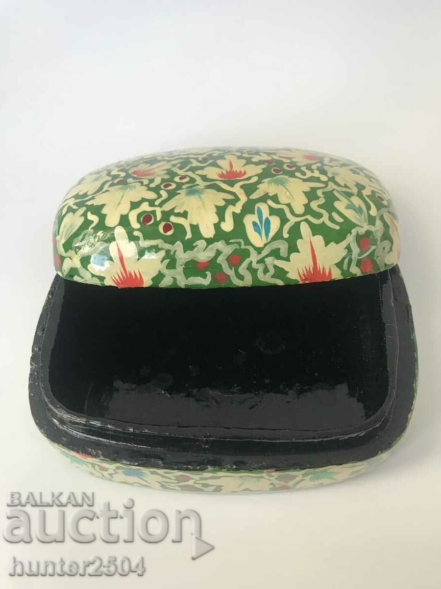 Кутия-12/9/4,5 см СССР с цена 16.95 лв. | € 8.67 Кутия-12/9/4,5 см СССР с цена 16.95 лв. | € 8.67