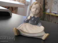 antique porcelain figurine - Holland