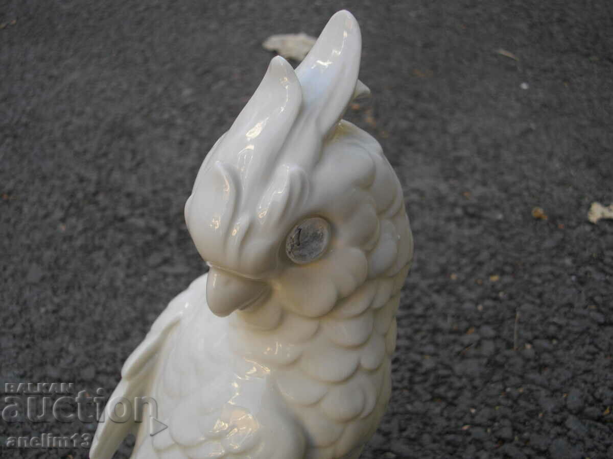 OLD PORCELAIN NIGHT LAMP PARROT BODY with price 75.00 BGN | € 38.35 OLD PORCELAIN NIGHT LAMP PARROT BODY with price 75.00 BGN | € 38.35