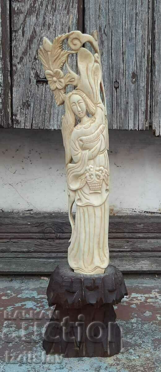 Finely carved bone figure with price 500.00 BGN | € 255.65 Finely carved bone figure with price 500.00 BGN | € 255.65